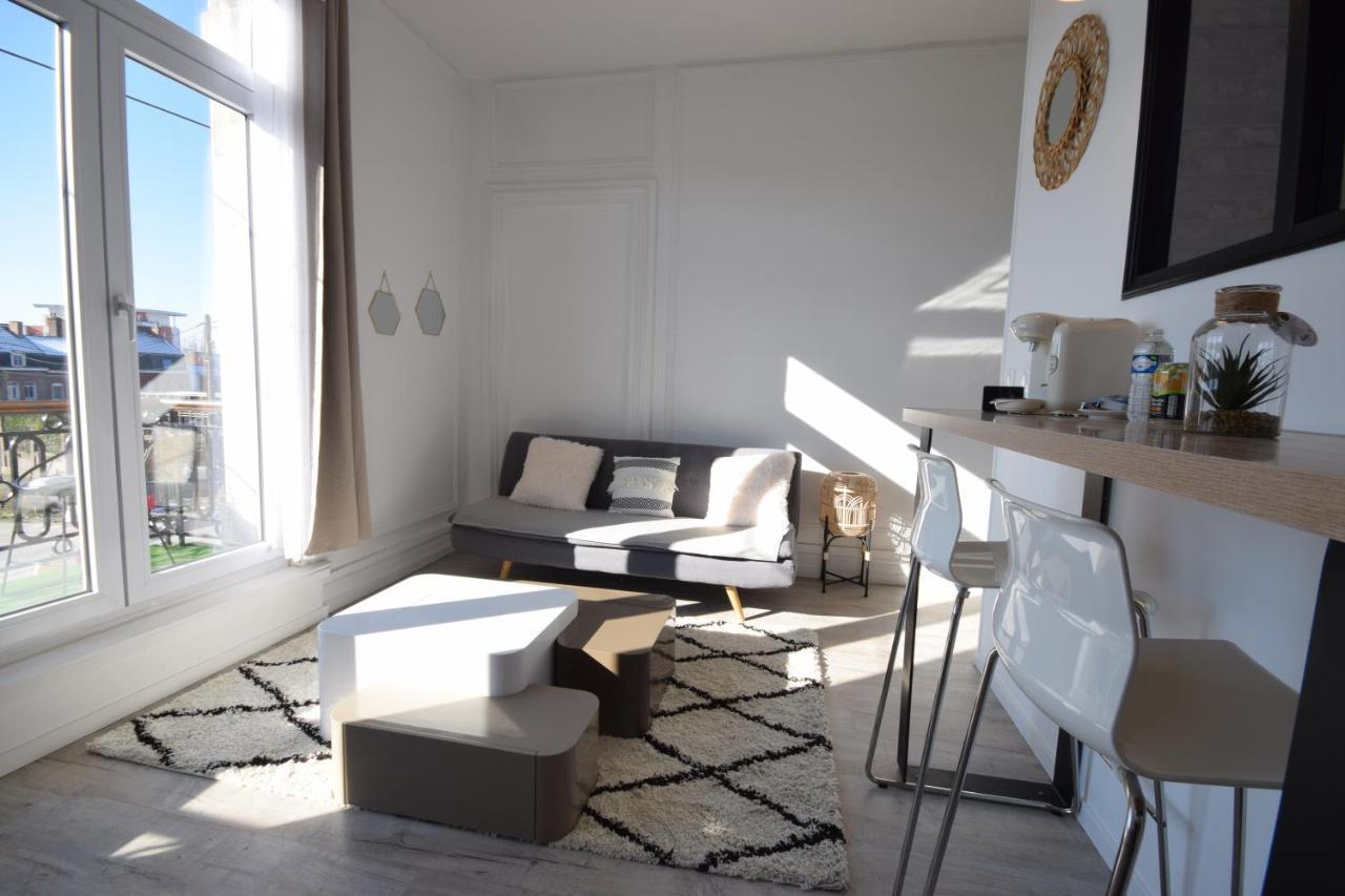 Chic Appart Design - Hyper Centre - Tramway - Free Wifi - Lerelaisdodile12 วาลองเซียนส์ ภายนอก รูปภาพ